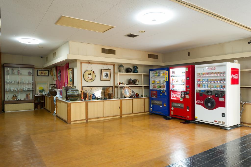 Отель Kinugawaonsen Fukumatsu Никко Экстерьер фото