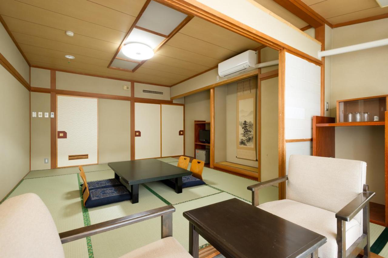 Отель Kinugawaonsen Fukumatsu Никко Экстерьер фото
